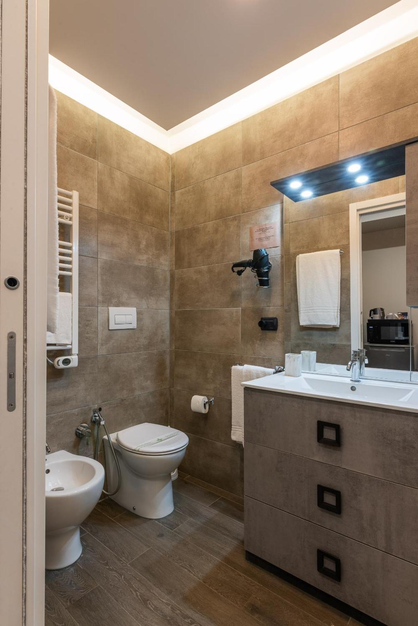 Double L Luxury Suite Milaan Buitenkant foto